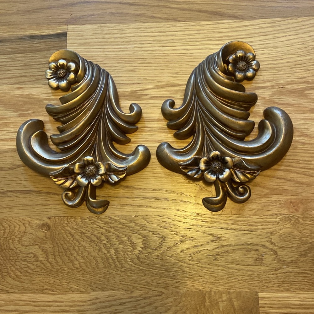 Ornamental floral wall decor slightly distressed set of 2